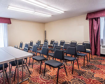 Hotel Quality Inn & Suites Kansas City I-435n Near Sports Complex