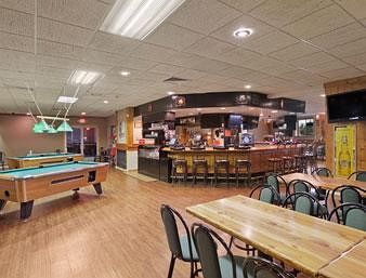 Ramada Grayling Hotel And Conference Center