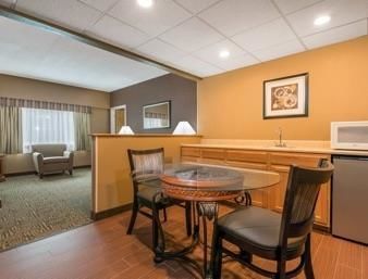 Ramada Paintsville Hotel And Conference Center