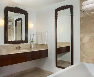 Hotel Sheraton Senggigi Beach Resort