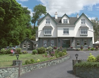 Bed & Breakfast Farmstead Lodge