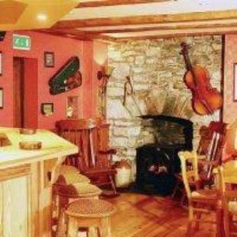 Hylands Burren Hotel