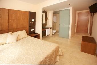 Apartamentos El Plantio Golf Resort