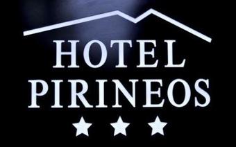 Hotel Pirineos