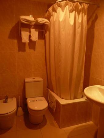 Albergue Hostal Restaurante La Terraza I Y II