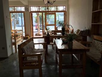 Hostal Anai Guest House