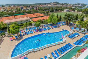 Apartamentos Holiday Center