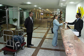 Hotel Brisa Tropical De Maca�