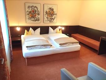 Hotel Goldener Hirsch