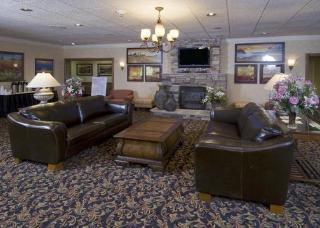 Hotel Quality Inn  And  Suites Conference Center