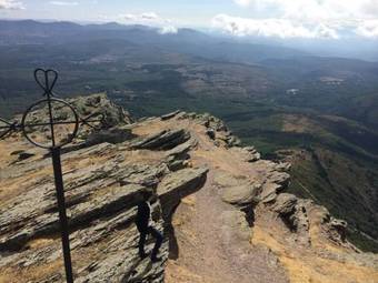 Hostal Las Cavenes Del Cabaco