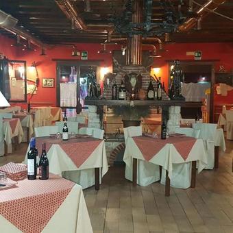 Hotel Il Dito E La Luna