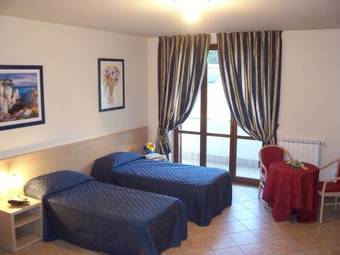 Hotel Ristorante Tre Leoni