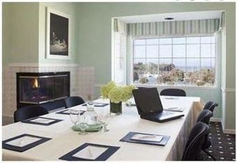 Hotel Inn At Oyster Point