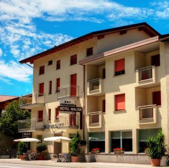 Hotel Maloia