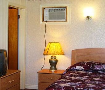 Hotel Sherwood Inn And Motel