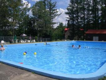 Yourtes De L'ile Melville