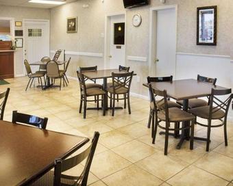 Hotel Quality Inn Fredericksburg Near Historic Downtown