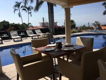 Hotel Lindo Ajijic Bed & Breakfast