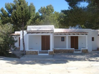 Hotel Bungalows Es Pins