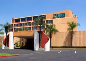 Hotel Quality Inn & Suites Montebello