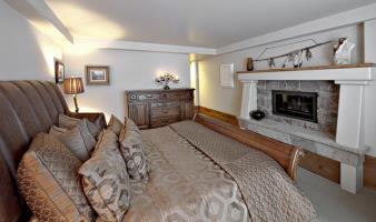 Hotel Pines Lodge Rock Resorts