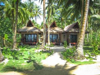 Villa Surfing Carabao Beach Houses