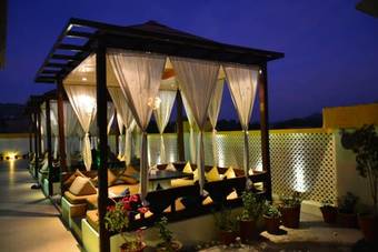 The Ambassador - Hotel & Conference Center