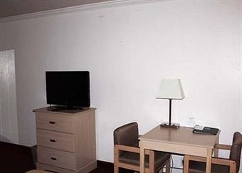 Hotel Quality Inn & Suites