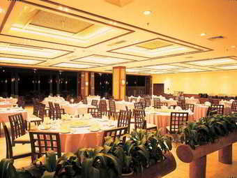 Hotel Yalong Bay Villas & Spa