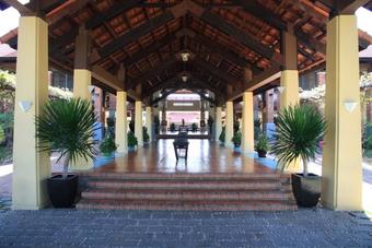 Hotel Pandanus Resort