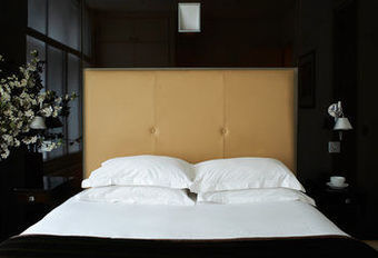 Hotel Aptos. No 5 Maddox Street