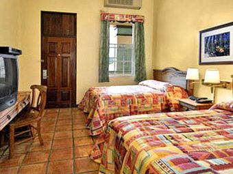 Hotel Howard Johnson Inn Downtown Mayaguez Pr