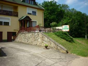 Hostal B�kk Vendeghaz