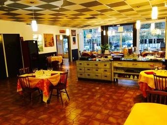 Hostal Attrap'r�ves