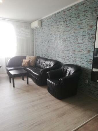 D�zsa Apartman