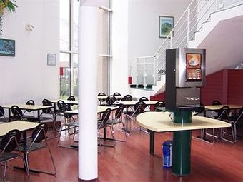 Hotel Cerise Bethune