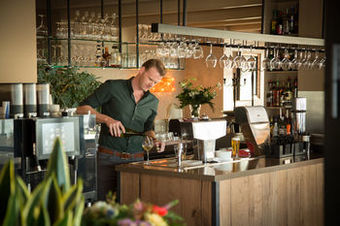 Hotel Caf� Restaurant Monopole