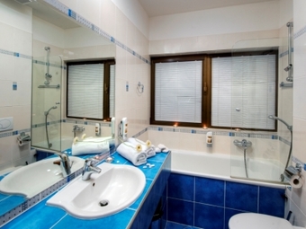 Hotel Aquacity Seasons