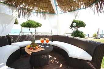 Partenone Resort Hotel