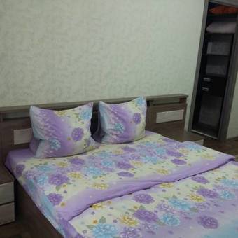 Apartment On Respubloki Square