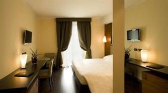 Red S Redaelli Hotel