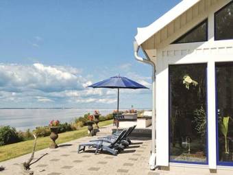 Holiday Home M�rbyl�nga Dansbanev�gen