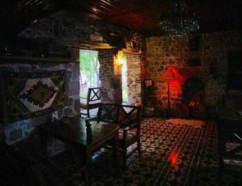 Hostal Pergamon Pension