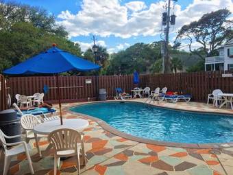 Hotel The Admiral's Inn