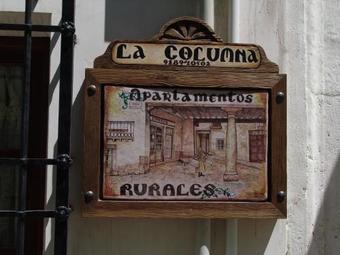 Apartamentos La Columna