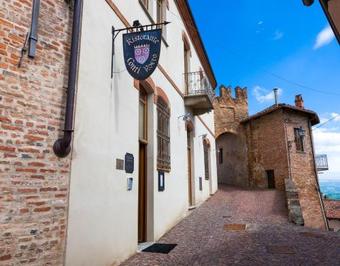 Bed & Breakfast Foresteria Conti Roero