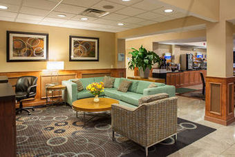 Holiday Inn Express Hotel & Suites Canton