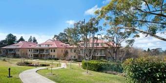 Hotel Leisure Inn Spires