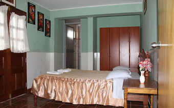 Albergue Hostal El Tambo